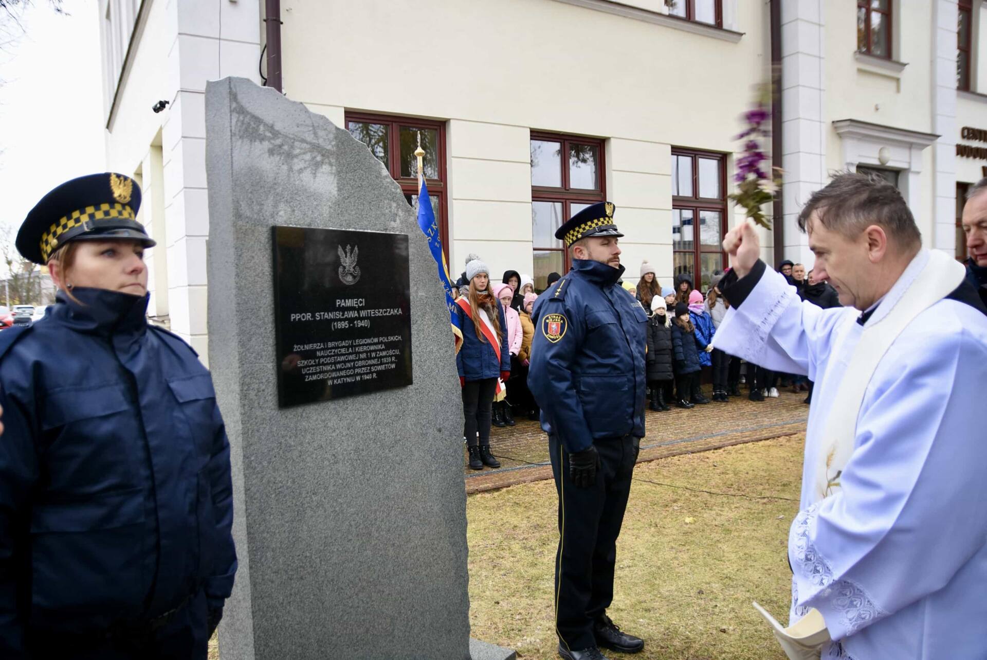 dsc 6942 Upamiętniono legionistę i oświatowca Stanisława Witeszczaka