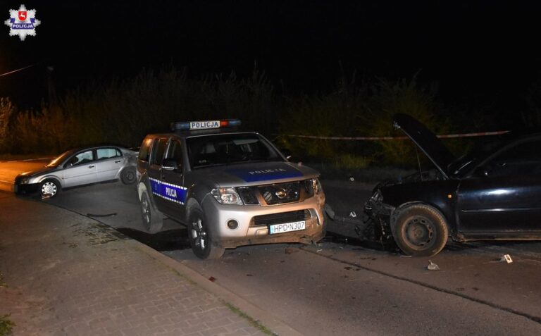 Pijany 28-latek kierowca Audi uderzył w radiowóz (zdjęcia)